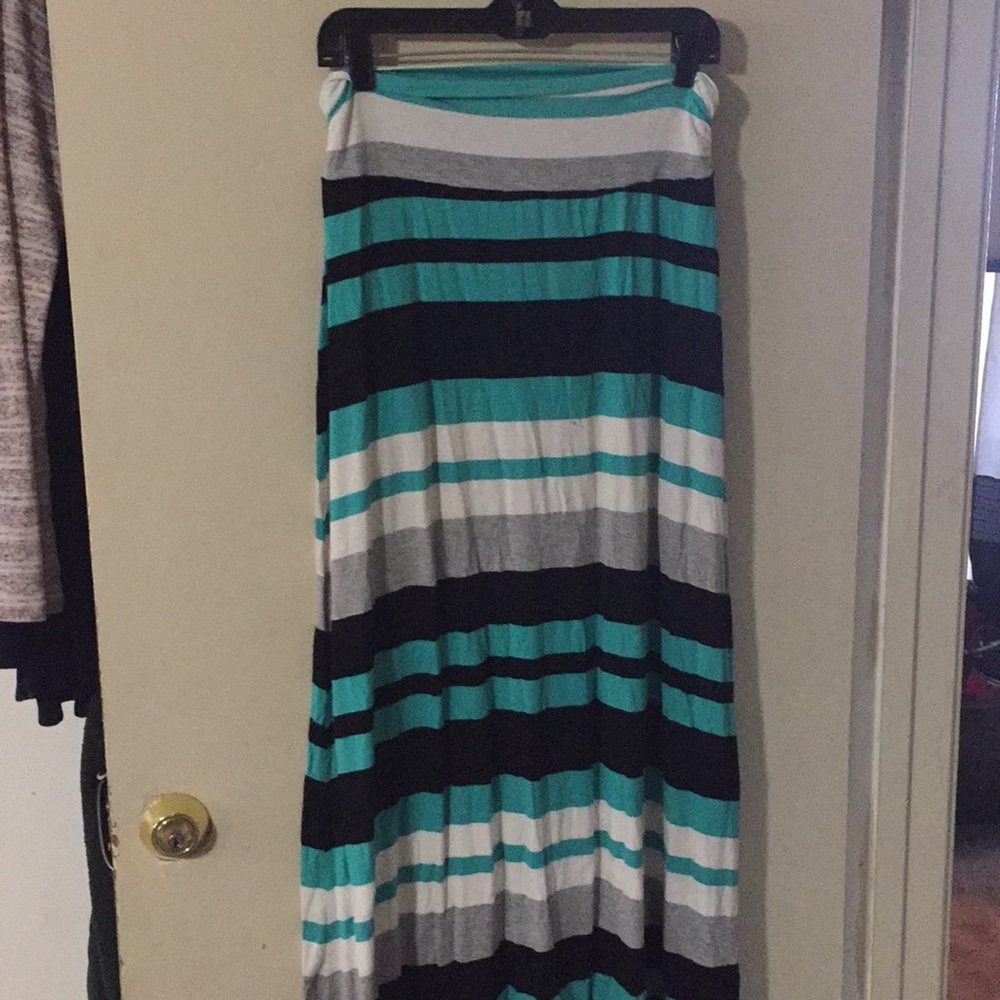 Maxi skirt